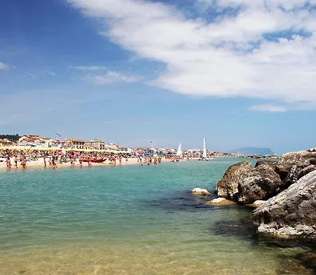 Casa vacanze Le Casette Del Porto Porto Potenza Picena